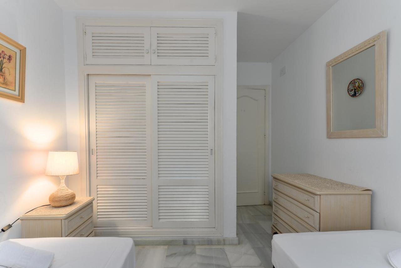 Playa Lucera Apartment Sitio de Calahonda Екстериор снимка
