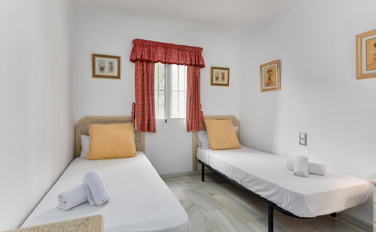 Playa Lucera Apartment Sitio de Calahonda Екстериор снимка
